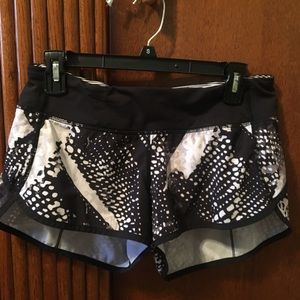Size 6 Lululemon shorts